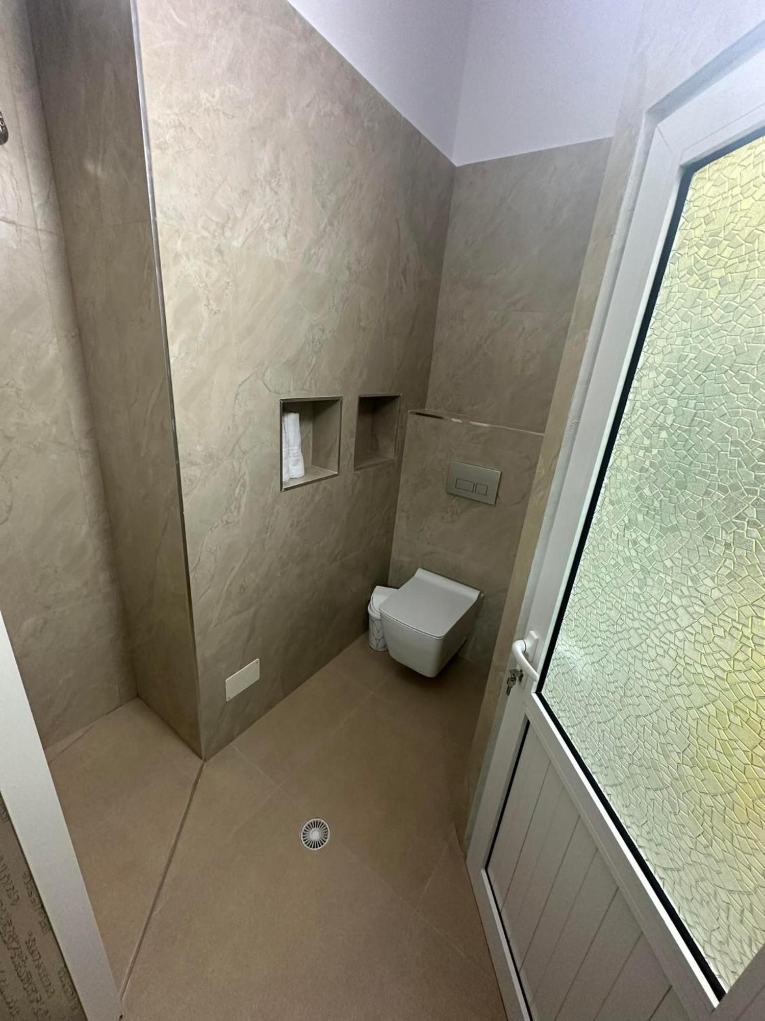 Algen Room'S Berat Dış mekan fotoğraf