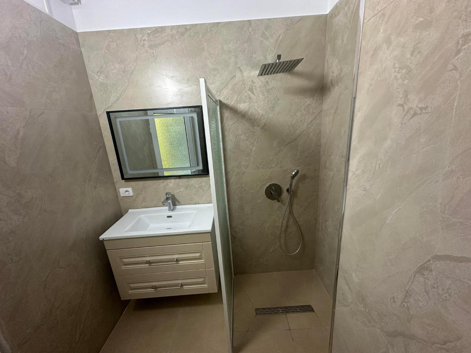 Algen Room'S Berat Dış mekan fotoğraf